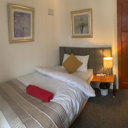 Stay Inn M30 مانشستر المظهر الخارجي الصورة